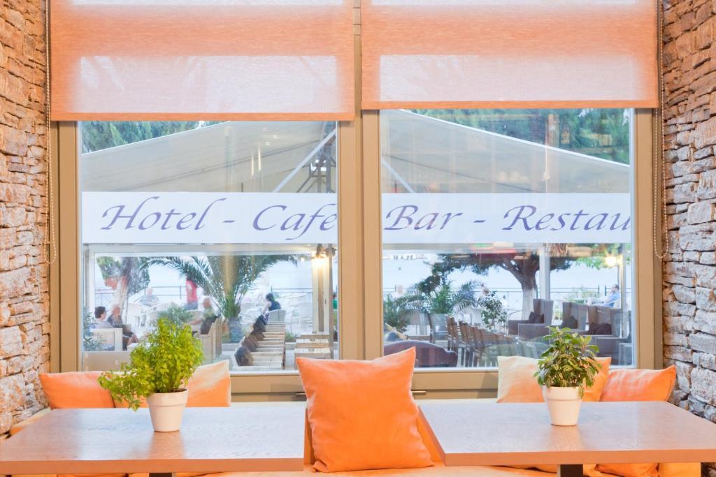 Astros Beach Boutique Hotel Паралион-Астрос Экстерьер фото