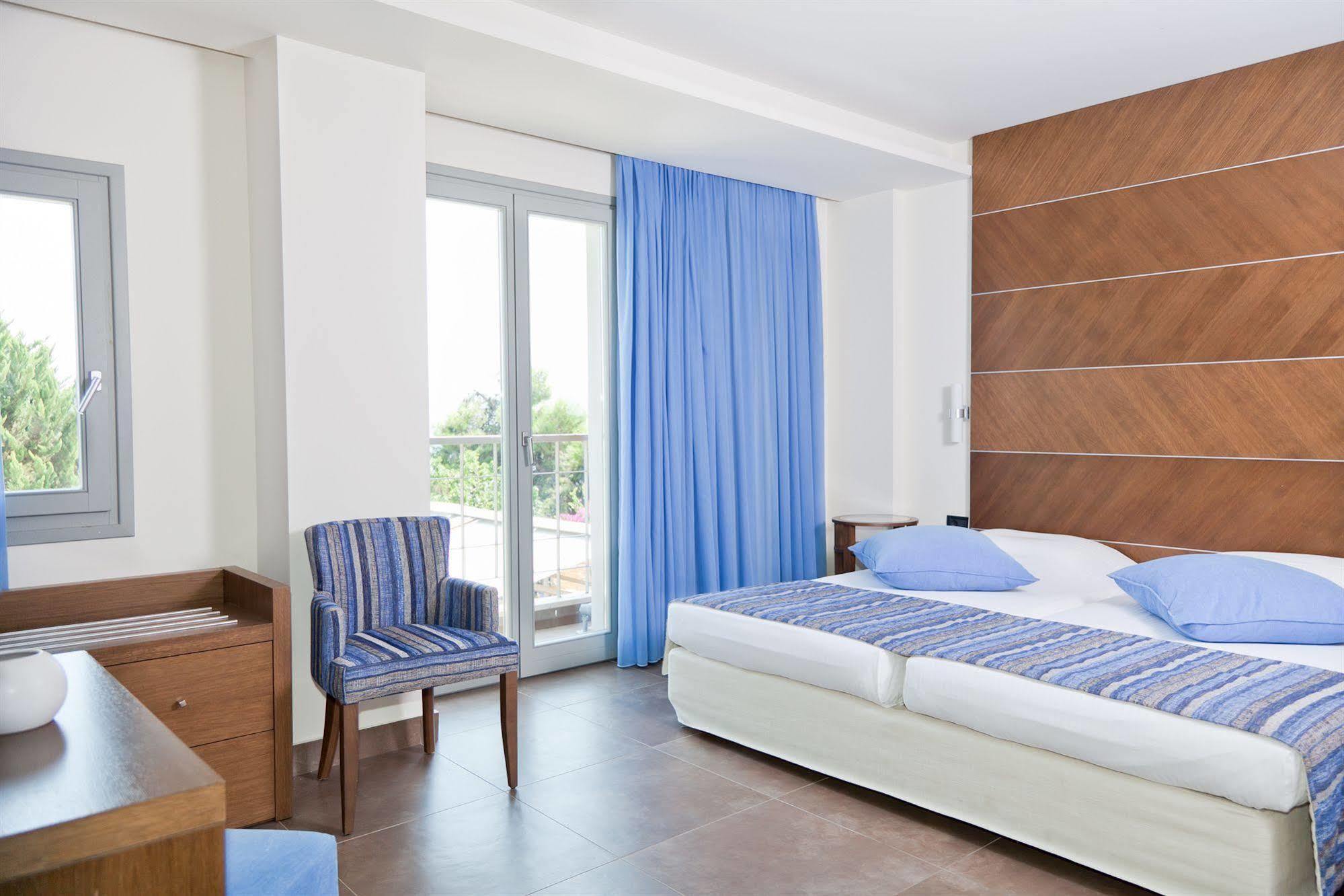 Astros Beach Boutique Hotel Паралион-Астрос Экстерьер фото